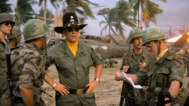 Cuplikan adegan dalam film Apocalypse Now.