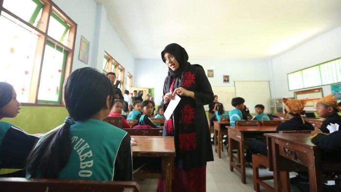 Bupati Banyuwangi Ipuk Fiestiandani