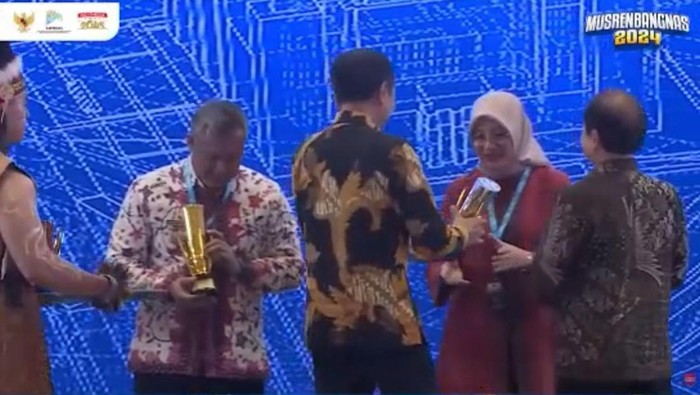 Bupati Ipuk
