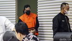 Bupati Sidoarjo Gus Mudhlor Berompi Tahanan KPK