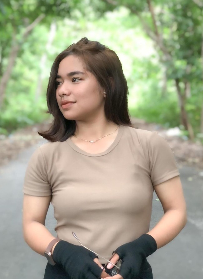 Pemilik nama asli Chetryn Anaskolasika Tenkudi Peto itu lahr di Manggarai, Flores, NTT, pada 26 Juli 2003. Sebentar lagi usianya akan menginjak 21 tahun. Foto: Instagram/@chetrynnn26