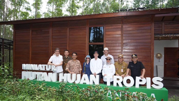 Duta Besar (Dubes) Denmark untuk Indonesia HE Sten Frimodt Nielsen ke IKN
