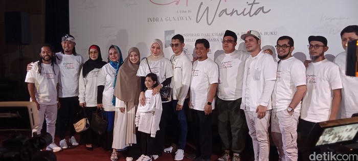 Film Keajaiban Air Mata Wanita Film Keajaiban Air Mata Wanita