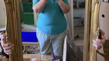 Foto kepala suami badan istri. Foto: Sadanduseless