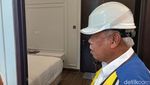 Gaya Menteri Basuki Cek Rumah Dinas di IKN