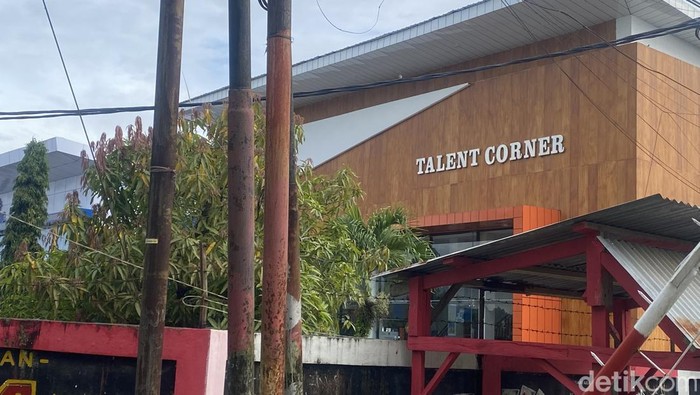 Gedung Talent Corner UPTP Balai Latihan Kerja Industri (BLKI) Soorng, Papua Barat Daya.