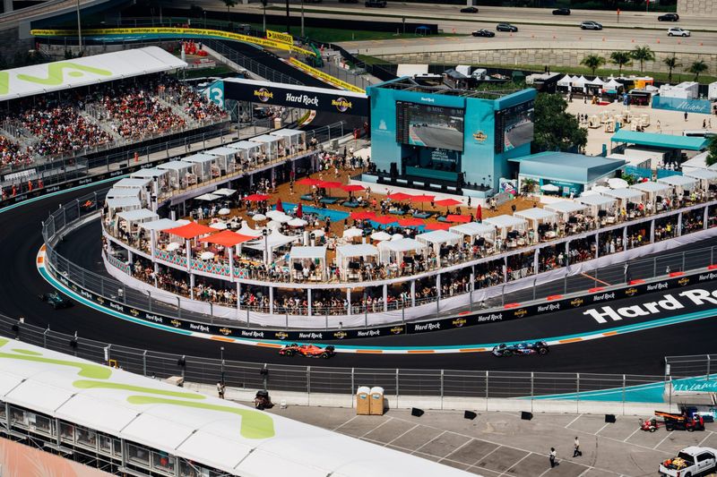 Gokil! Chicken Wings dan Bakpao di Miami F1 Grand Prix Harganya Rp 28 Juta