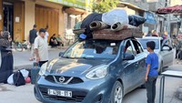 Brosur tersebut memuat peta wilayah dan batas-batasnya, serta wilayah yang perlu dikosongkan.