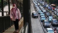 Ketua Komisi B DPRD Provinsi DKI Jakarta Ismail mengusulkan adanya pembatasan usia kendaraan sebagai salah satu upaya mengatasi polusi udara dan kemacetan di Jakarta.