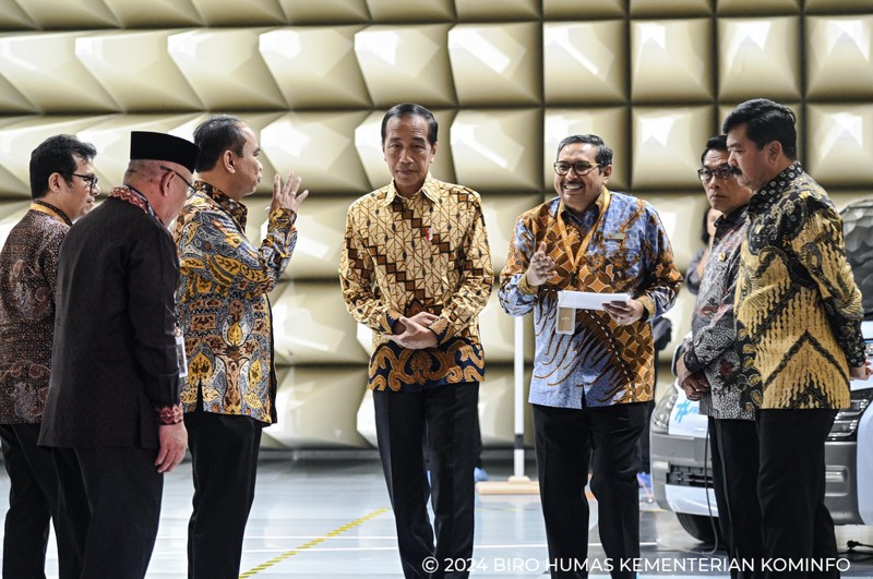 Presiden Joko Widodo (Jokowi) meresmikan Balai Besar Pengujian Perangkat Telekomunikasi (BBPPT)/Indonesia Digital Test House (IDTH) di Tapos, Depok, Jawa Barat, Selasa (7/5/2024).