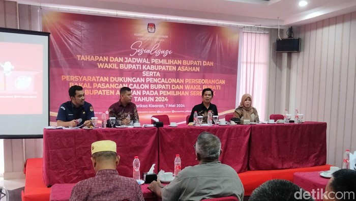 KPU Asahan menggelar sosialisasi persyaratan dukungan jalur perseorangan. (Perdana Ramadhan/detikSumut)