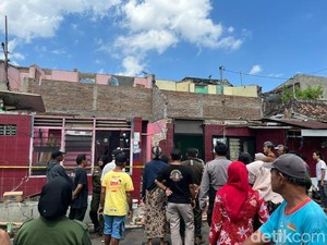 Tragedi Tukang Tewas Tertimpa Puing Saat Bongkar Rumah di Patehan