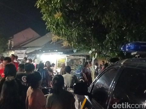 Lokasi penemuan mayat wanita di dalam kamar kos di Dukuh Milingan, Kelurahan Karangasem Utara, Kabupaten Batang, Selasa (7/5/2024) petang.