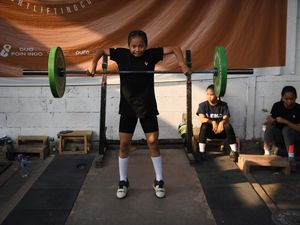 Memupuk Asa Menjadi Lifter Dunia