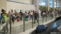 Pemerintah menerapkan Permendag Nomor 7/2024 tentang Perubahan Kedua Permendag Nomor 36 Tahun 2023 Tentang Kebijakan dan Pengaturan Impor, seperti barang kiriman pekerja migran Indonesia (PMI), barang bawaan pribadi penumpang dan evaluasi atas pengaturan beberapa komoditi bahan baku industri.   