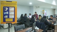 Zulhas mengatakan dengan adanya aturan ini kebijakan pembatasan jumlah dan jenis barang kiriman PMI telah dikembalikan ke aturan lama yakni Permendag 25 Tahun 2022 tentang kebijakan yang sama. Dalam aturan itu ditetapkan PMI dibebaskan bea masuk sebesar US$ 1.500 per tahun.  