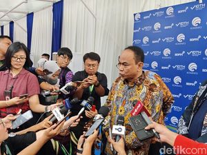 Menkominfo Sebut Internet Starlink Tidak Kompetitif di Perkotaan Indonesia
