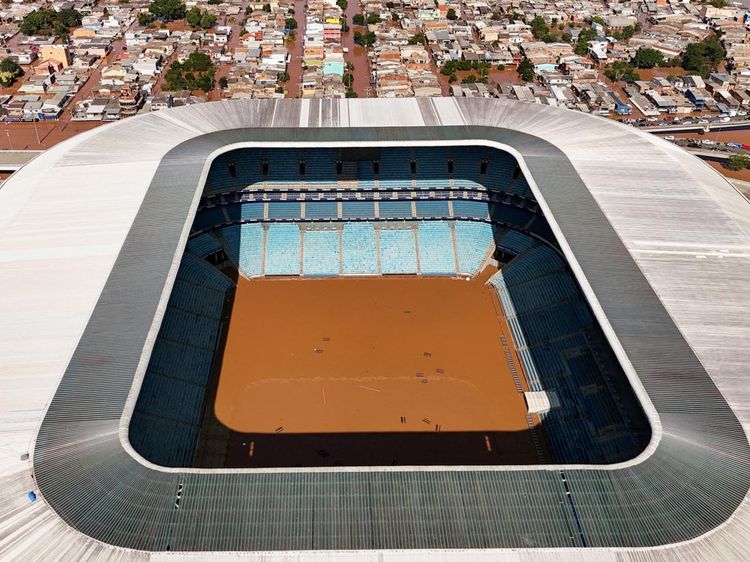 Gegara Banjir, Stadion Markas Gremio Brasil Berubah Jadi Kolam Berlumpur