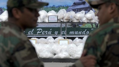 Penampakan Satu Ton Kokain Hasil Operasi Polisi Peru