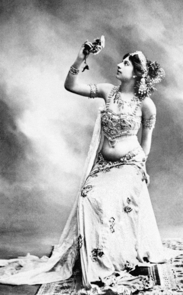 Penari eksotis Belanda, Margaretha Geertruida atau lebih dikenal denhan nama panggung Mata Hari. (AFP/STR)