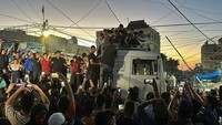 Pemimpin Hamas Ismail Haniyeh mengatakan telah menerima proposal gencatan senjata di Gaza, Palestina, dari mediator Mesir dan Qatar. Ismail mengatakan Hamas menyetujui proposal tersebut usai peperangan berlangsung selama tujuh bulan.  