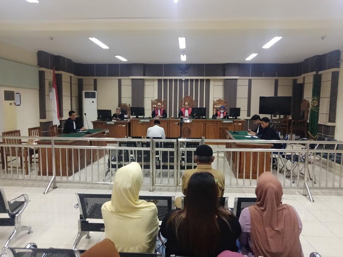 Sidang putusan kasus korupsi Kepala Desa (Kades) Manjung nonaktif, Kecamatan Wonogiri Kota, Kabupaten Wonogiri, Hartono, di Pengadilan Tipikor Semarang, Selasa (7/5/2024).