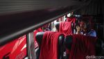 Pesona Sopir Bus Wanita Liena Ozora