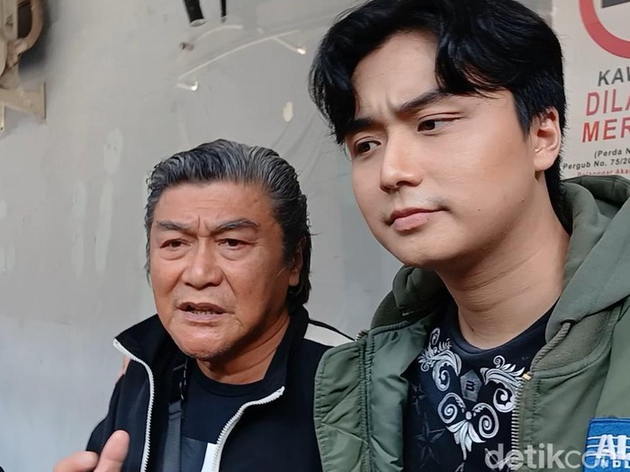Willy Dozan dan Leon Dozan Willy Dozan dan Leon Dozan saat ditemui di kawasan Jakarta.