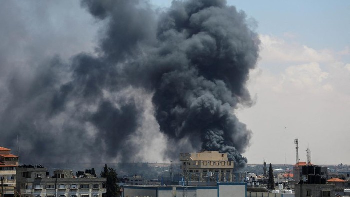 Israel Kembali Serang Rafah Meski Biden Ancam Setop Pasokan Senjata
