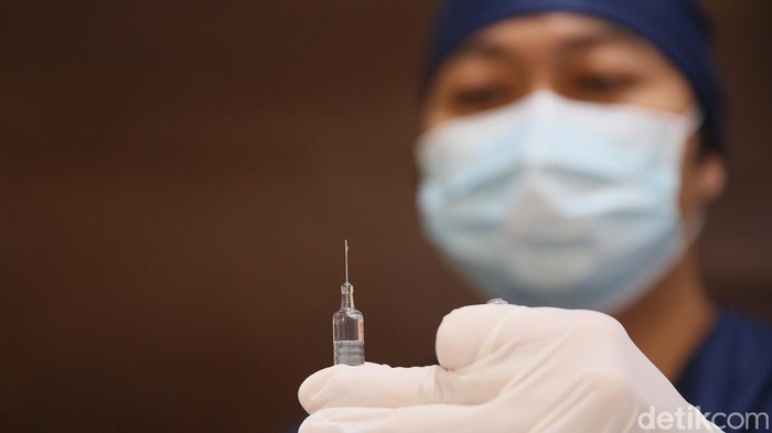 BP2MI melakukan vaksinasi influenza dan pemeriksa pap smear. Acara ini diikuti oleh ratusan pegawainya.