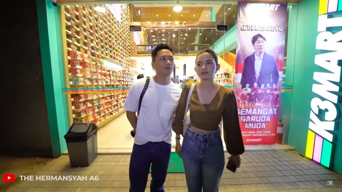 Azriel Hermansyah dan Sarah Menzel mukbang Azriel Hermansyah dan Sarah Menzel mukbang