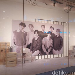 Sutradara Super Bowl Garap Comeback Stage BTS di Gwanghwamun Square