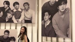 Foto Setiap Sudut BTS POP-UP: MONOCHROME IN JAKARTA! Foto Setiap Sudut BTS POP-UP: MONOCHROME IN JAKARTA!