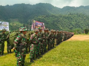 TMMD Ke-120, TNI Bangun Jalan Penghubung Desa di Sukamakmur Bogor