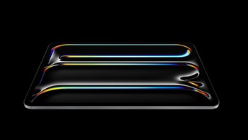 Apple mengganti miniLED yang dipakai iPad Pro generasi sebelumnya dengan panel OLED. Raksasa teknologi asal Cupertino itu menyebutnya Ultra Retina XDR Display, menjanjikan warna hitam sempurna, saturasi lebih kaya, dan kontras yang ditingkatkan. Foto: Apple