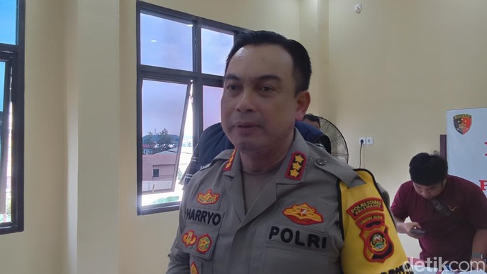Kapolrestabes Palembang Kombes Harryo Sugihhartono