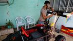 Kreatif! Pria Ini Bikin Mobil dari Barang Bekas untuk Antar Makanan