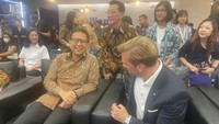 Allianz dan GIFT berkolaborasi dengan doctorSHARE untuk mengkaji pengembangan konsep Rumah Sakit Kapal dalam melayani Masyarakat di pulau-pulau terpencil di Indonesia yang belum tersedia fasilitas kesehatan yang memadai (DBTFMS). Allianz dan GIFT didampingi oleh Manajemen doctorSHARE melakukan kunjungan langsung ke pelayanan RS Kapal Nusa Waluya II di Pulau Misool dan berdiskusi dengan pemangku kebijakan di Kabupaten Raja Ampat. Melalui kajian ini diharapkan memberikan rekomendasi dan alternatif solusi supaya implementasi RS Kapal akan lebih berkualitas, lebih mudah diakses dan berkelanjutan.  