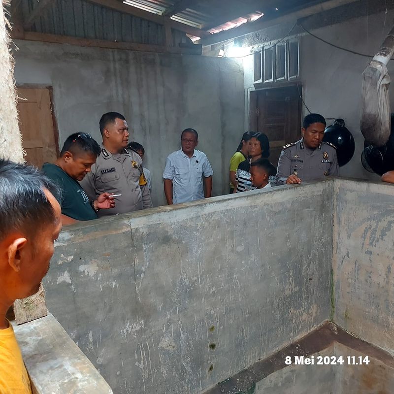 Penampakan bak penampungan air yang bikin 2 kakak beradik tewas. (Dok Polres Nias Selatan)