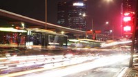 Pengguna jalan agar tetap hati-hati dalam berkendara dalam kondisi macet.