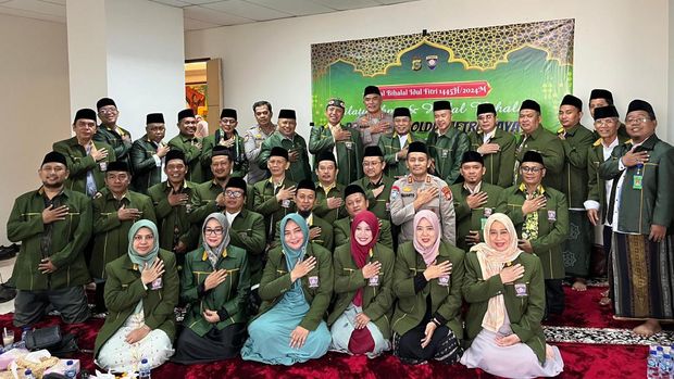 Polda Metro Jaya menggelar halalbihalal bareng Dai Kamtibmas.