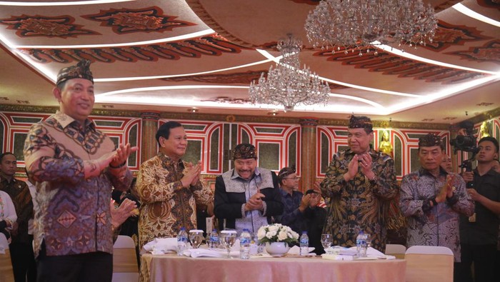 Prabowo Subianto menghadiri acara HUT Hendropriyono. (Tim media Prabowo)