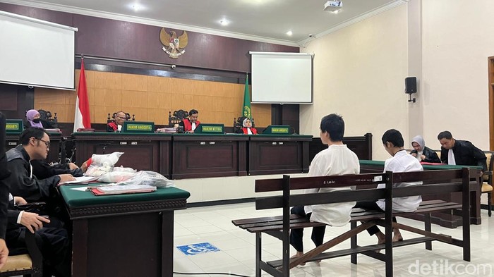 Sidang persetubuhan anak di Mojokerto