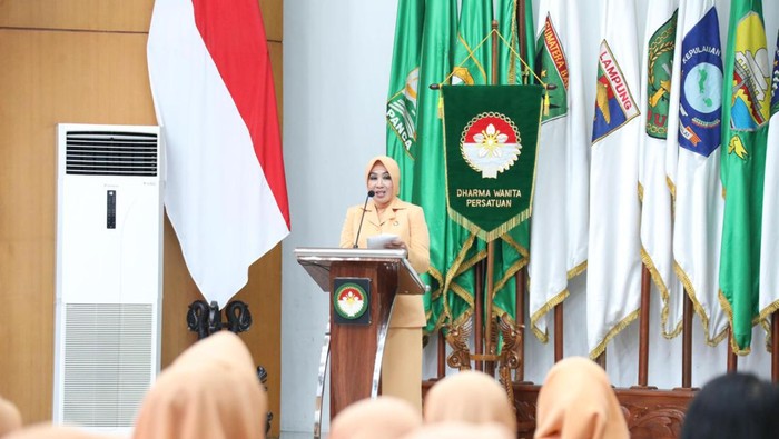 Penasihat Dharma Wanita Persatuan (DWP) Kementerian Dalam Negeri (Kemendagri) Tri Tito Karnavian