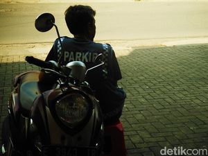 Wanti-wanti Polisi Jika Warga Dipaksa Bayar Parkir oleh Jukir Liar