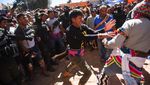 Unik, Warga Adat Bolivia Gelar Ritual Adu Tinju untuk Hasil Panen Terbaik