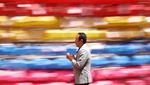 Warna-warni Lentera Teratai Hiasi Kuil di Korsel Jelang Waisak