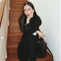 Kini di tengah kesibukan Alyssa Daguise sebagai influencer fashion, dia digosipkan kembali pacaran dengan Al Ghazali. Gosip ini berhembus setelah keduanya diduga mengunggah foto makan bersama. Foto: Dok. Instagram Alyssa Daguise