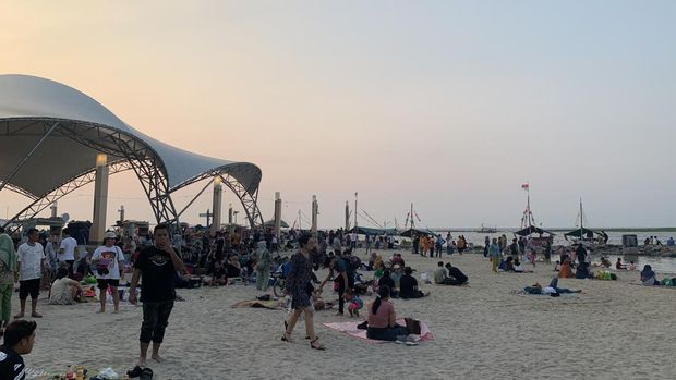 Ancol Saat Libur Long Weekend Kamis (4/5/2024)