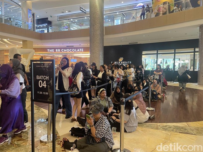 Ini Item Termahal & Termurah di BTS POP UP MONOCHROME: 59 Ribu vs 3,7 Juta